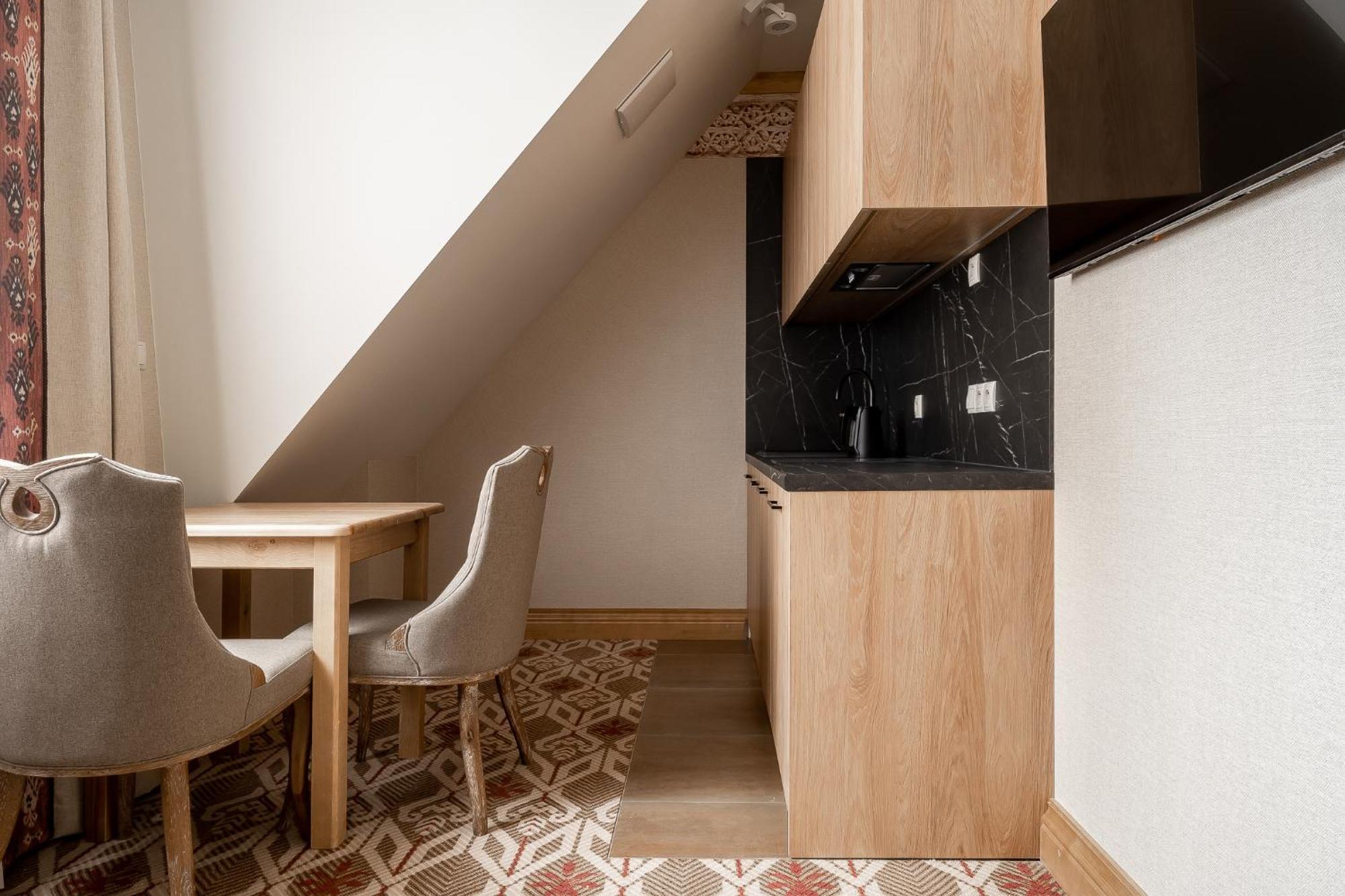 Hotel apartamentowy Aries Bukowina *
