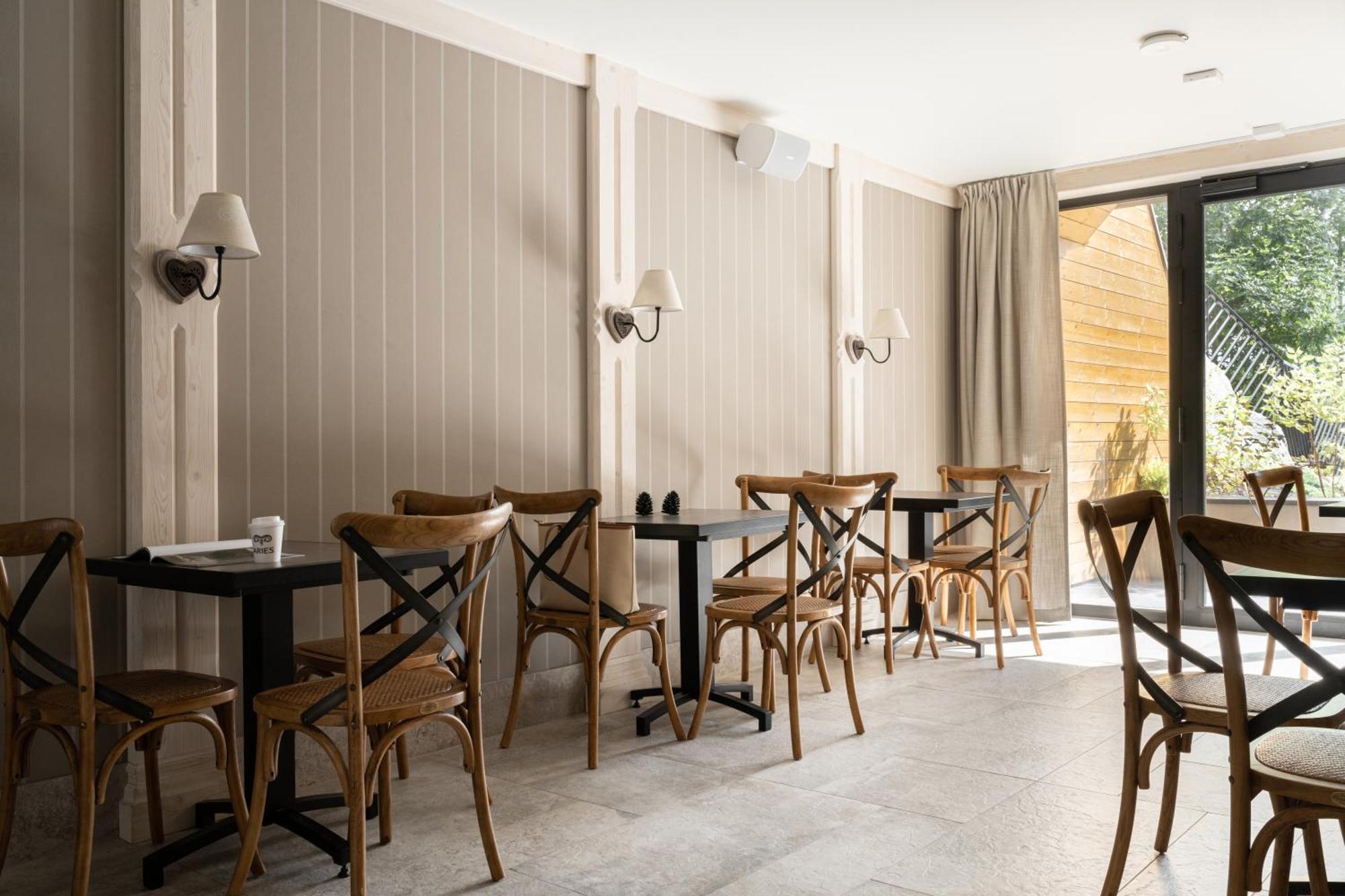 Aries Bukowina Hotel apartamentowy *